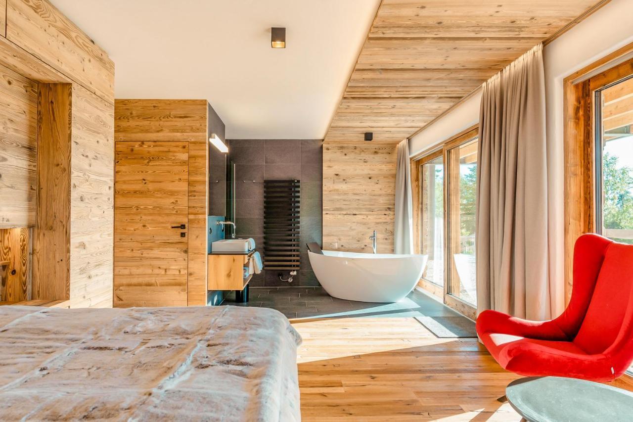 Brandlalm Chalets Gundisch Room photo
