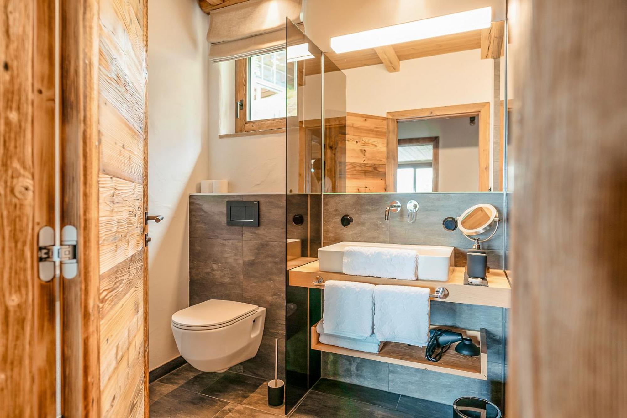 Brandlalm Chalets Gundisch Room photo