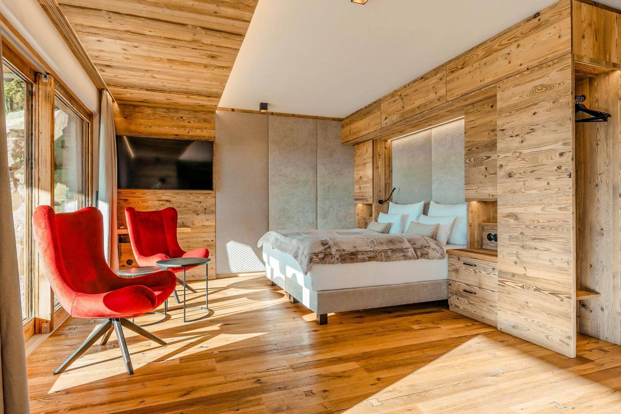 Brandlalm Chalets Gundisch Room photo